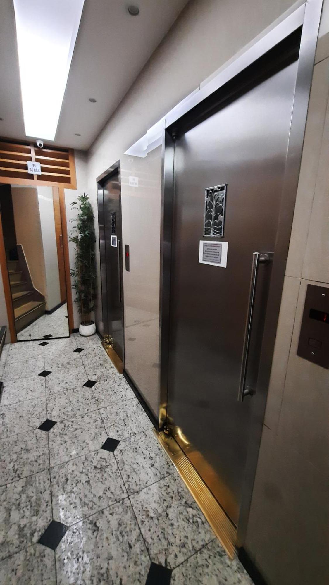 Excelente A 1min Da De Copacabana Apartamento *